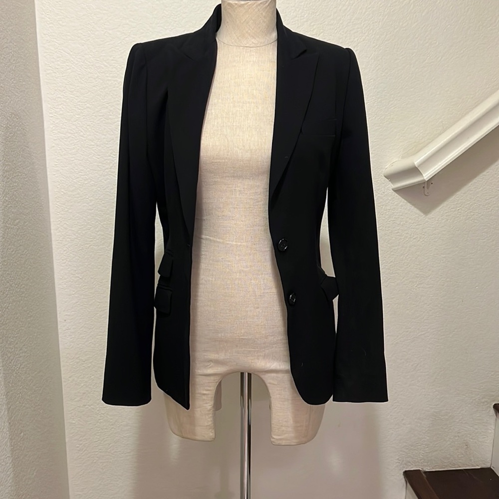 Tahari small/medium black blazer